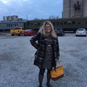 Meet your Posher, Lauren